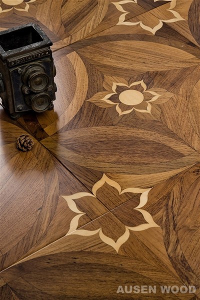 Blossom-Parquet Teak Byrmanaidd