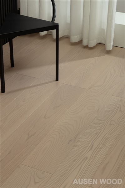 Hufen-Ewropeaidd Ash Plank